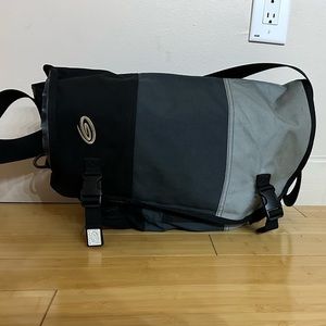 Timbuk2